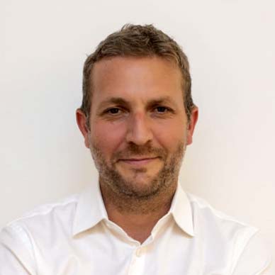 Dr. Luis Ramiro Heredia